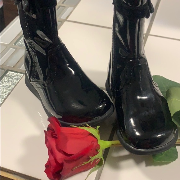 Boots - Picture 1 of 8